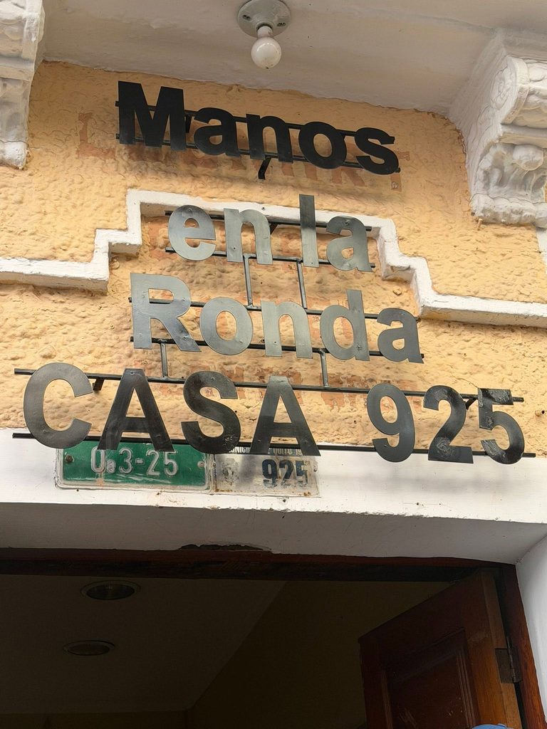 Casa 925 Manos en La Ronda