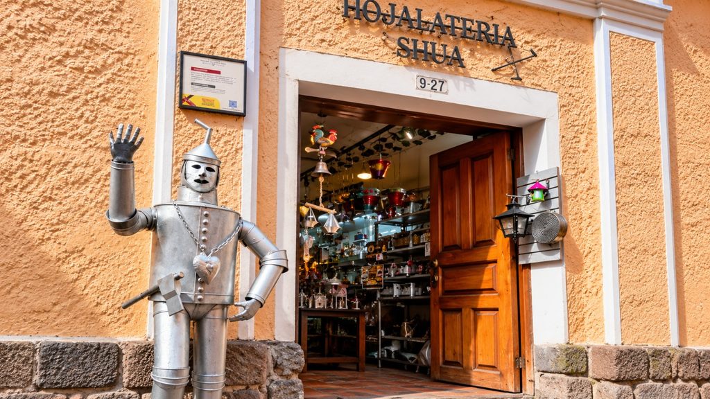 Casa 925: Hojalatería Silva